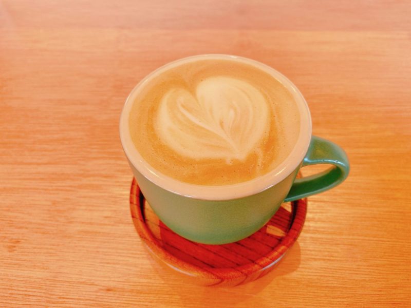 出雲市にあるイマジンコーヒースナゴダのカフェラテ