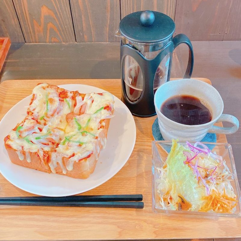 喫茶ひよりのピザトーストのモーニング